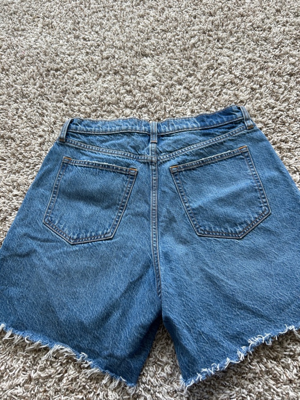 Medium Destroy Denim Shorts High-Rise - Picture 6 of 6